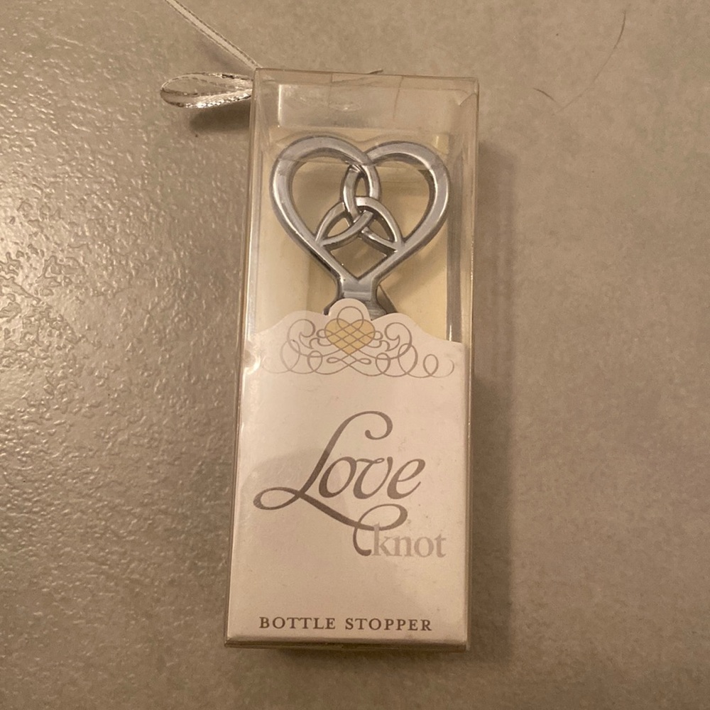 Love Knot Bottle Stopper